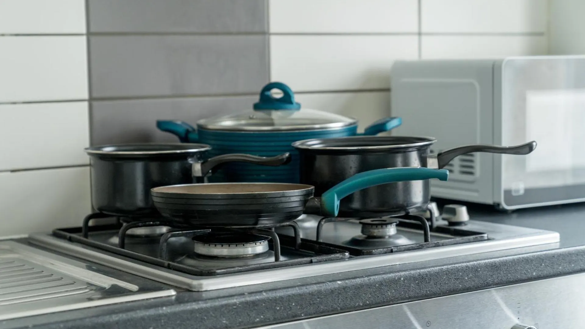 Apartment Canning Town 4 Bed Flat Sleeps 7- For Groups, Families And Contractors- With Free Parking London